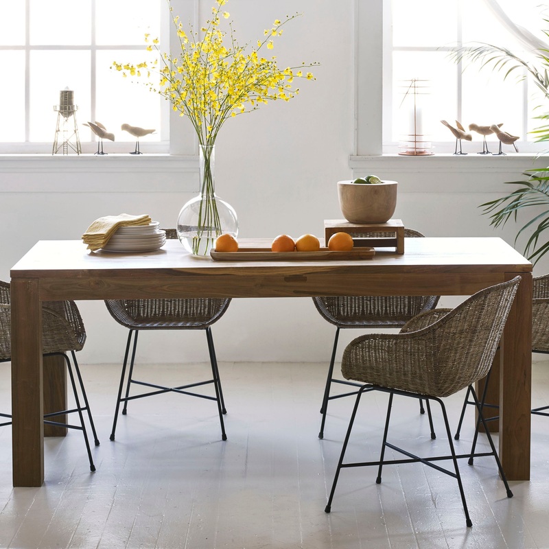 Takara dining table by Texture Designideas